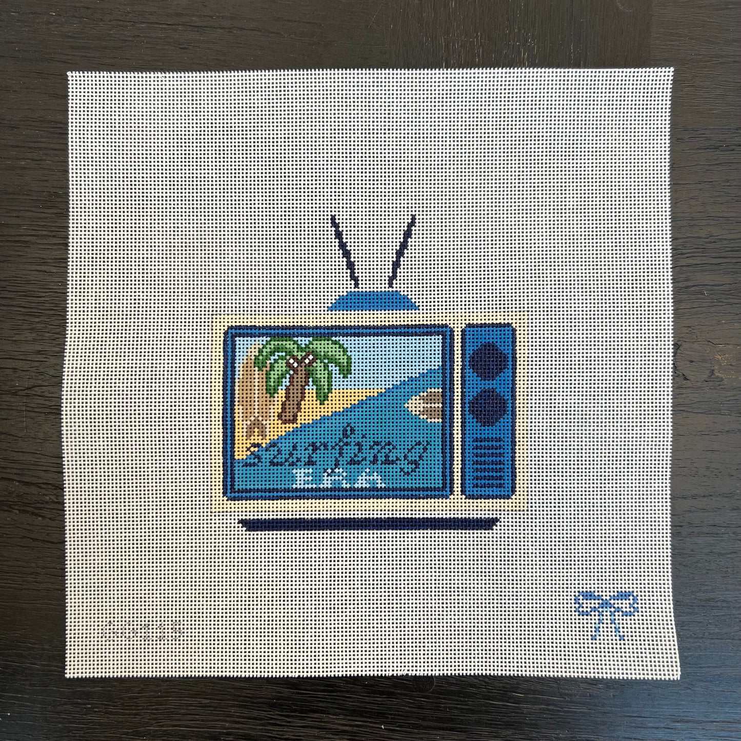 Retro TV - Surfing - GG115
