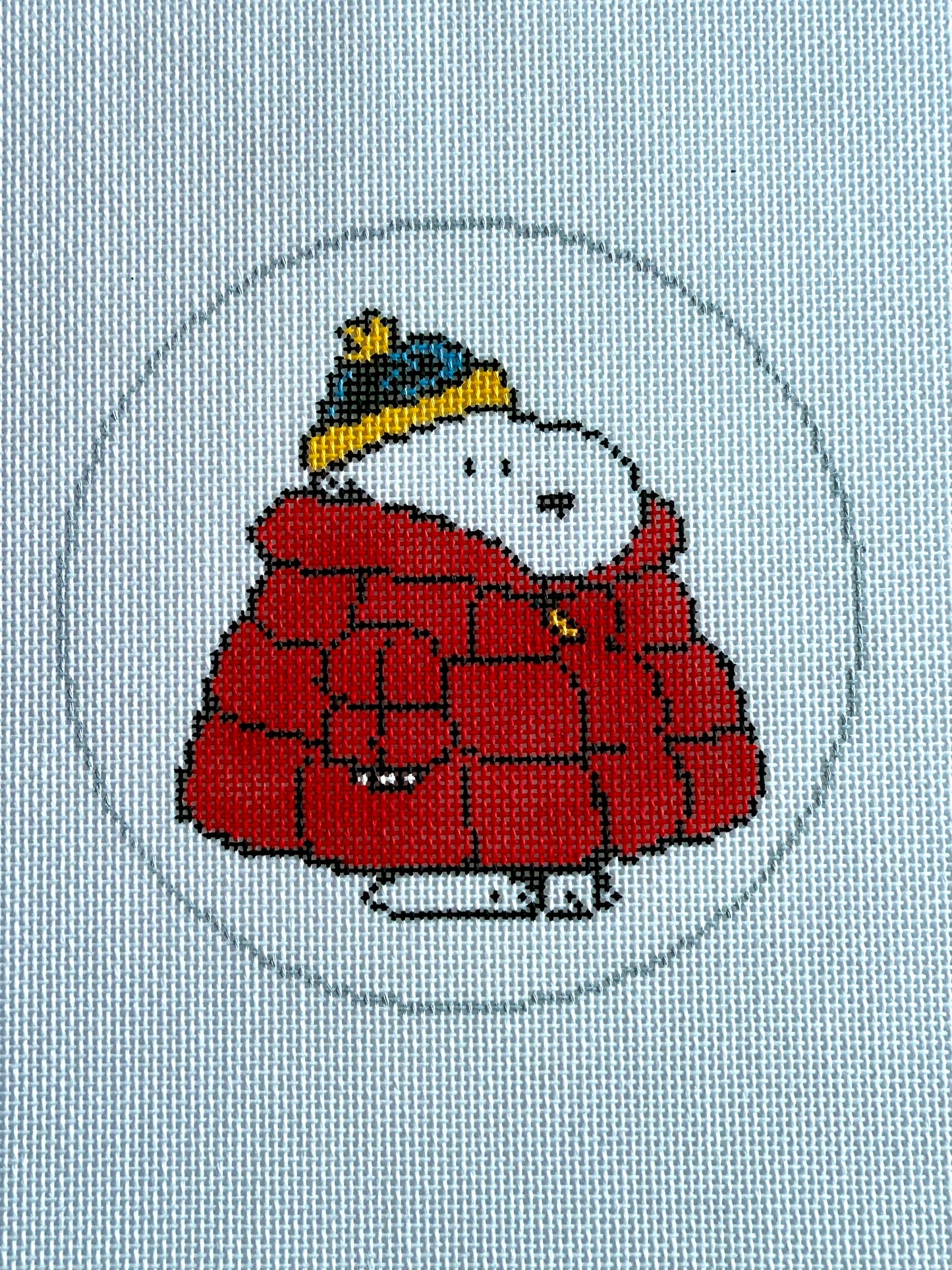 PNTS-WINTER3 - Snoopy in Puffer Coat Round Canvas
