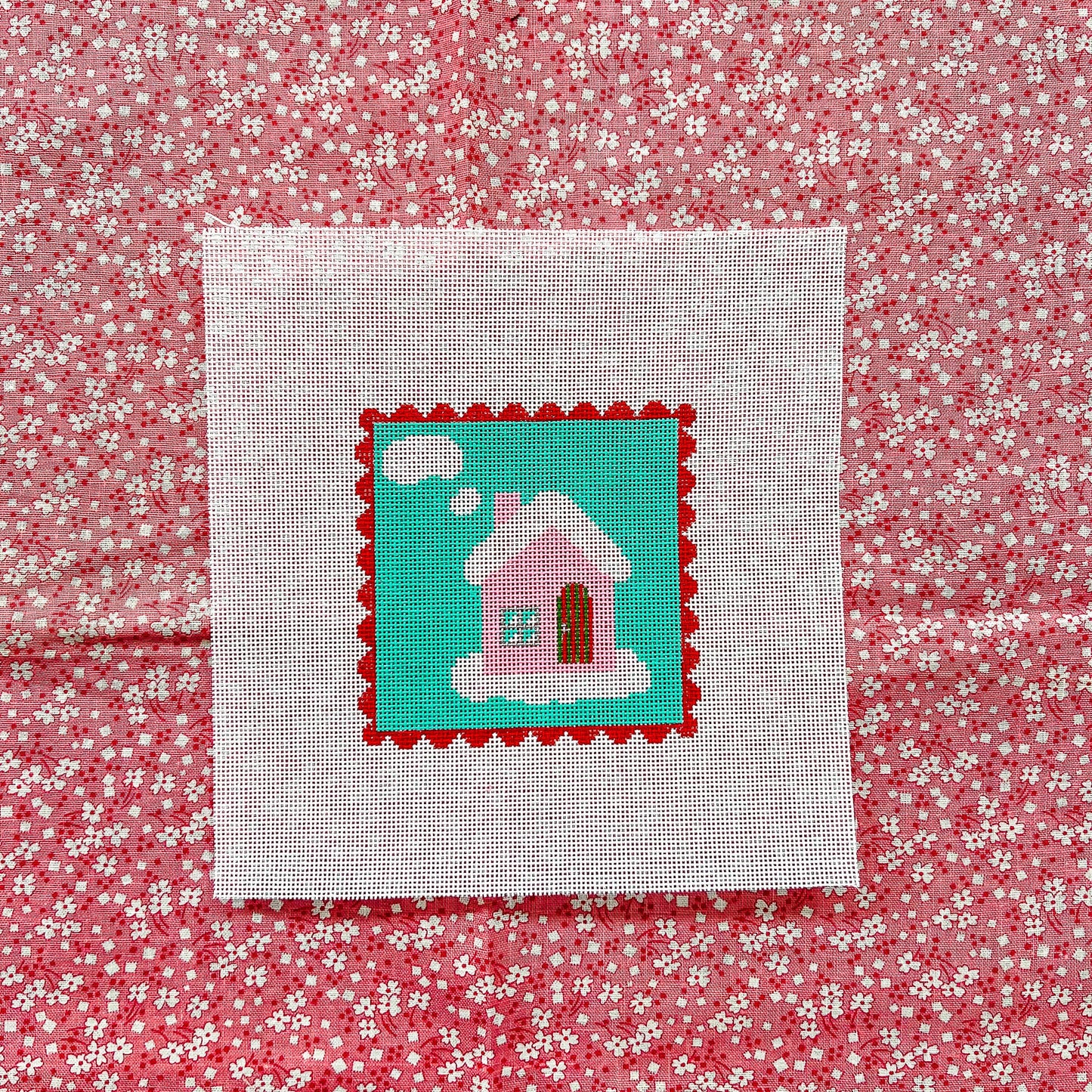 KICH53 - Red Scallop - Pink House on Teal
