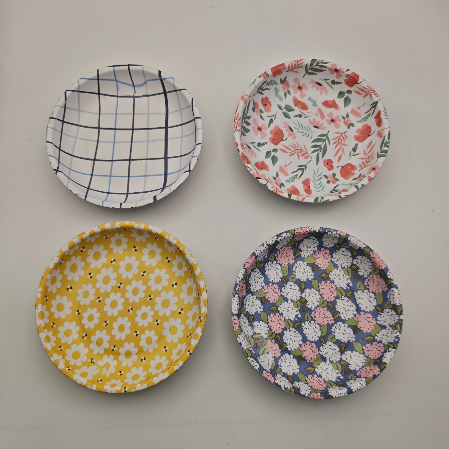 Set of 4 Magnetic Ort Bowls