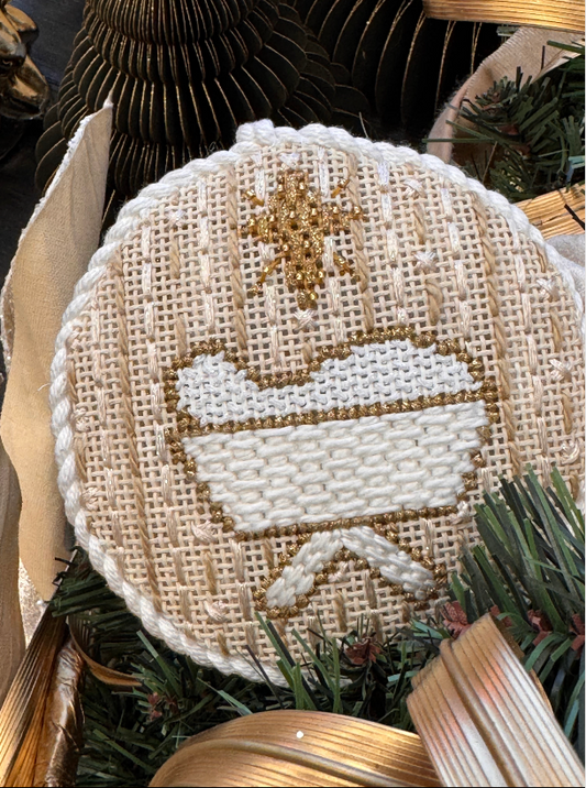 KICH2411 - Gold & White Nativity - Baby Jesus
